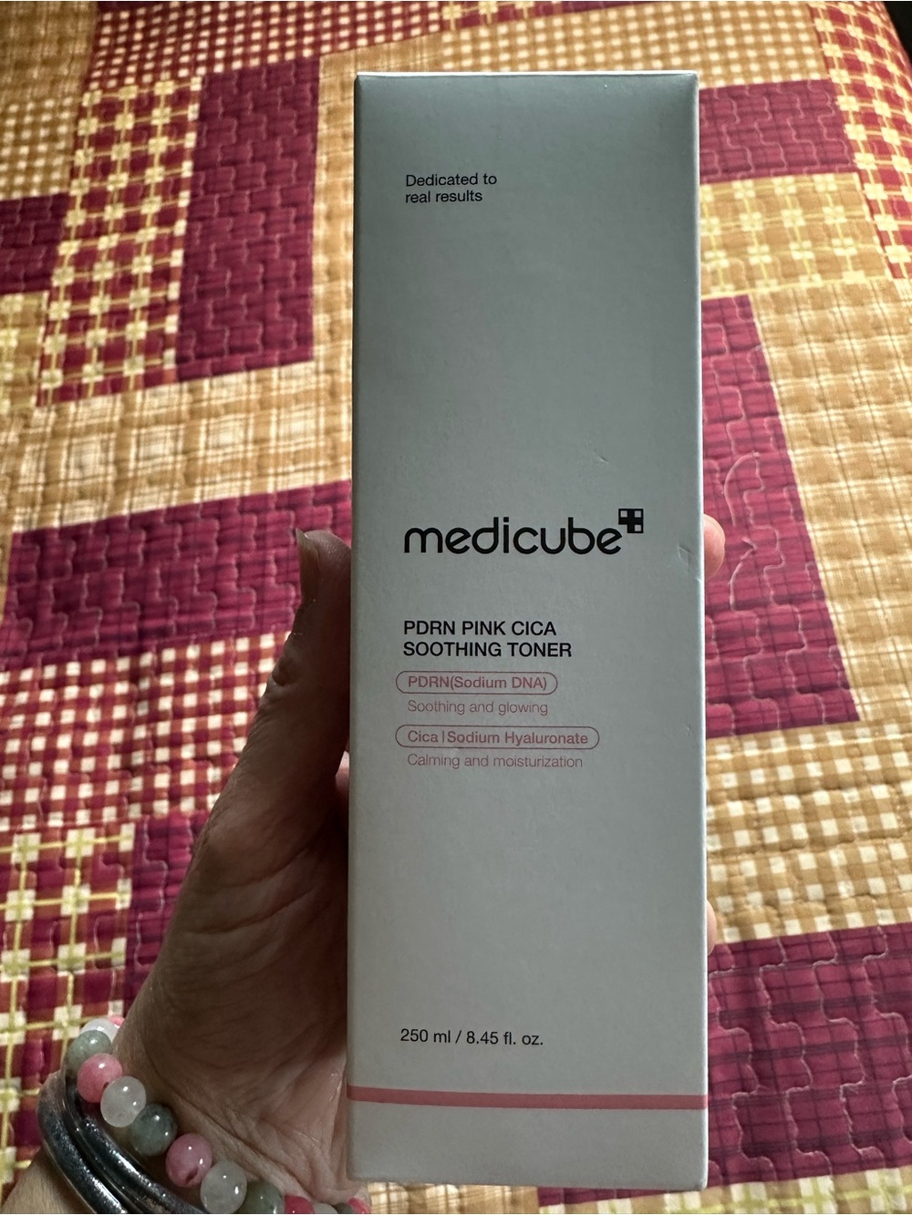 Medicube PDRN Pink Cica Soothing Toner - White & Pink
